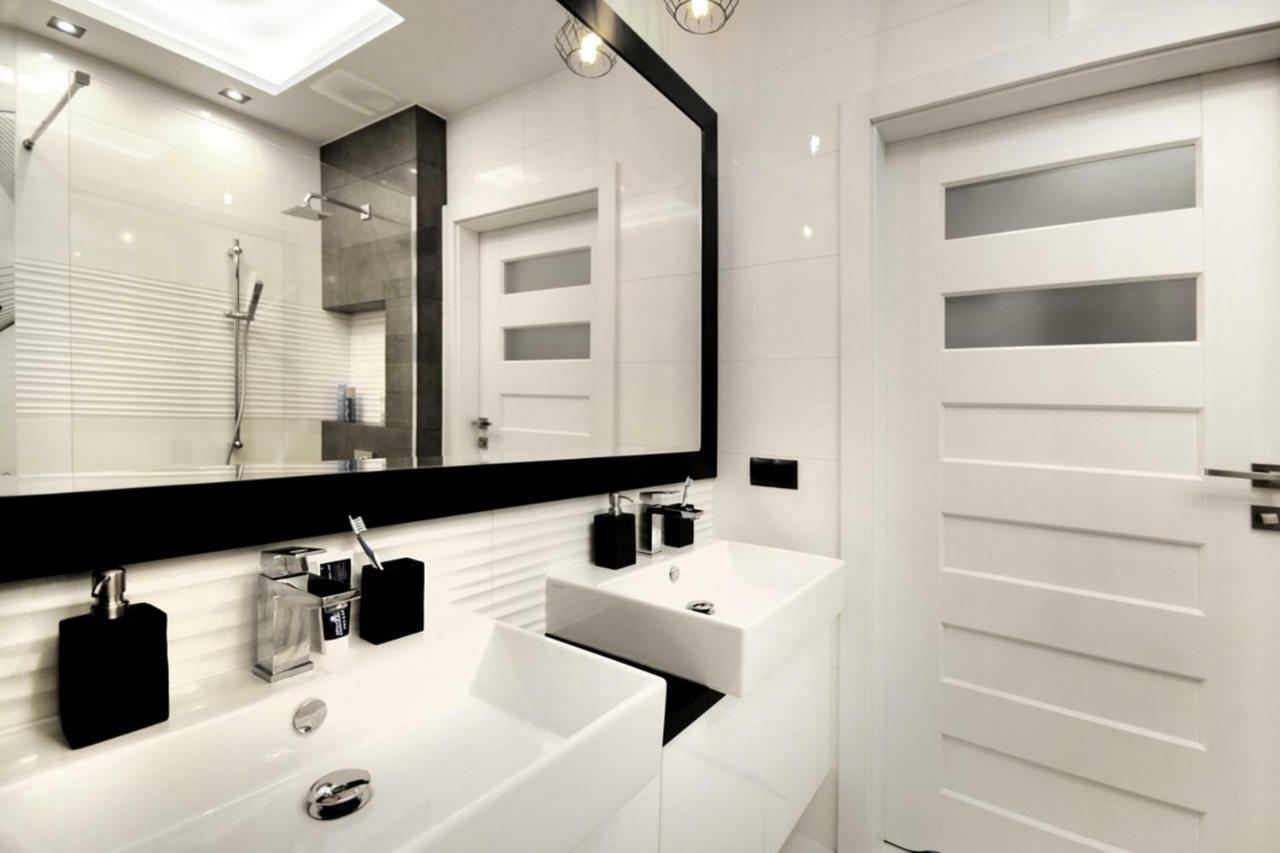 Bulwary Wislane P&O Serviced Apartments With Ac Warschau Exterior foto