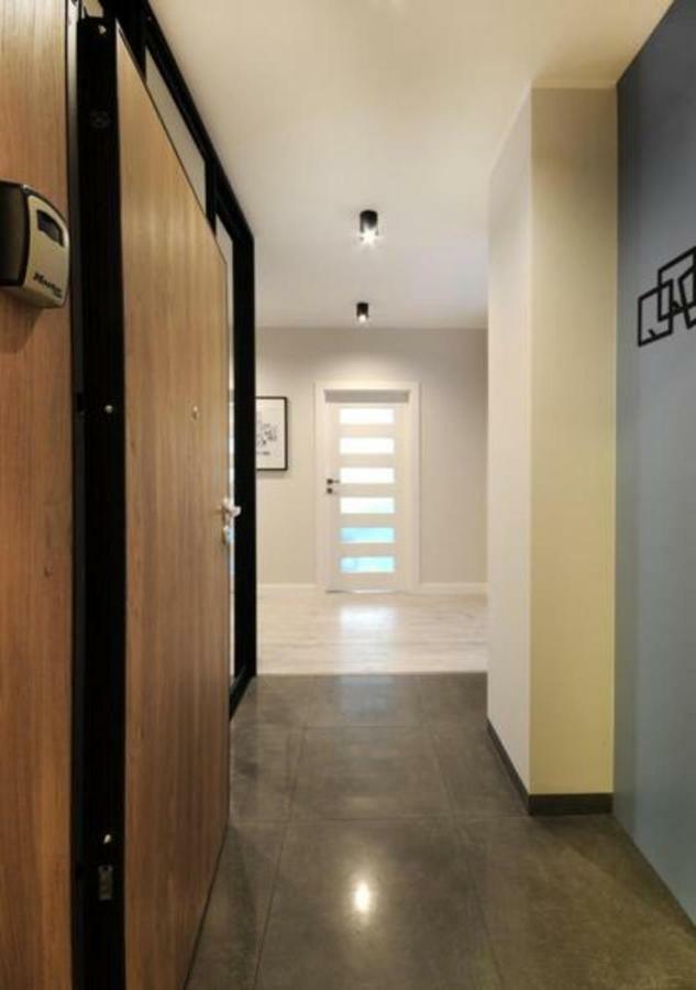 Bulwary Wislane P&O Serviced Apartments With Ac Warschau Exterior foto